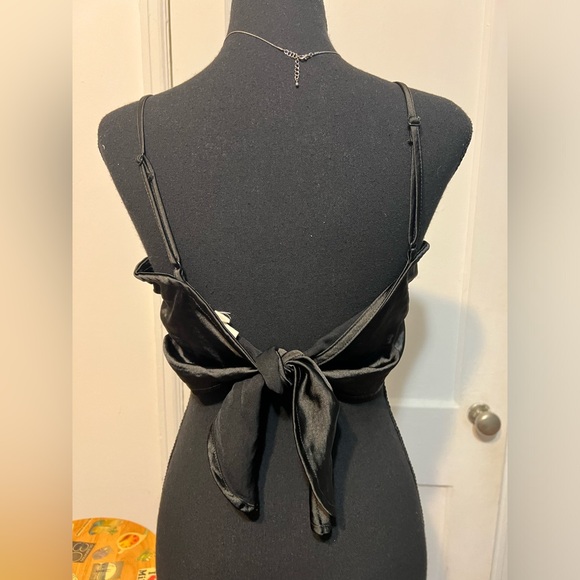 #310 Crop tank tie top - Picture 6 of 12